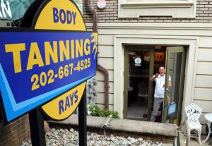 Study: Skin cancer rates, tanning bed use higher among gay, bisexual men