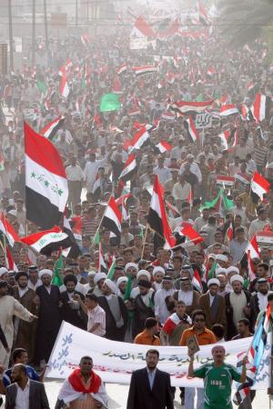 Iraqi trade minister wanted in connection with corruption charges