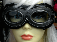 Porn goggles (Todd Mecklem / Flickr / CC / Cropped)
