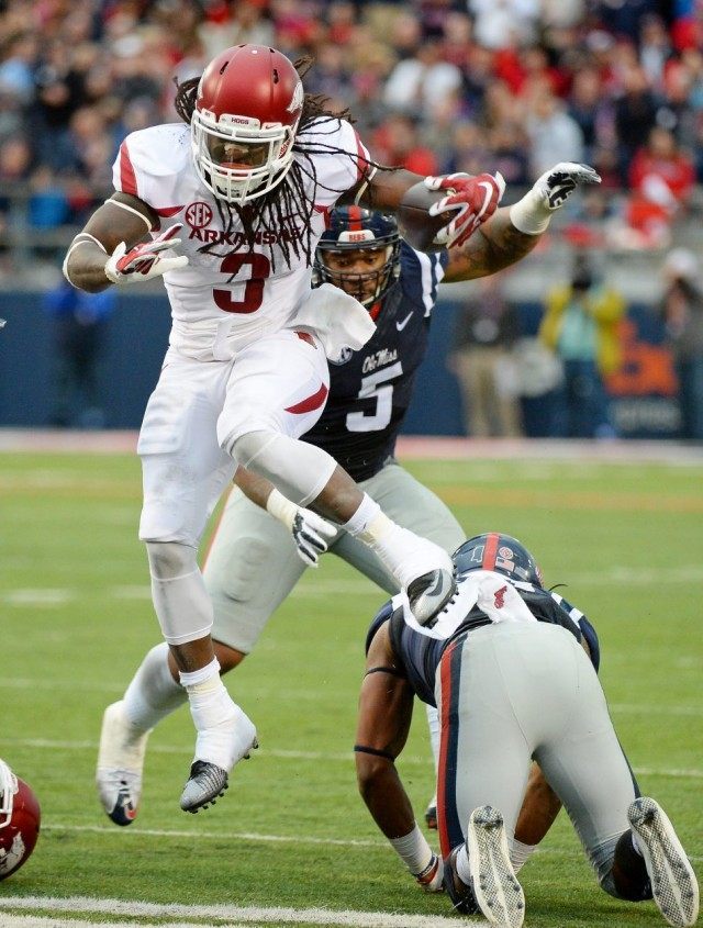 Alex Collins, DeMarquis Gates