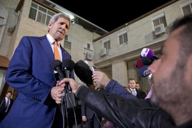 John Kerry, Daniel Shapiro