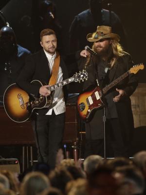 Justin Timberlake, Jessica Biel enjoy 'date night' at CMA Awards