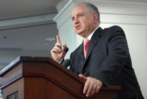 Chalabi, Iraqi power broker who championed U.S. invasion, dies