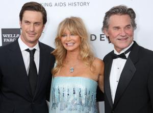 Oliver Hudson reconnects with estranged dad Bill