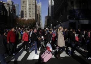 'Black Friday' losing ground to 'cyber anyday' for holiday shopping, numbers show