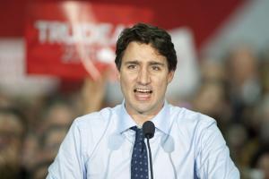 Justin Trudeau stumps for low-carbon economy