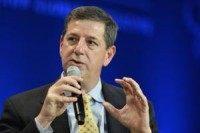 Former Walmart CEO Simon, 3 others hospitalized after plane suffers oil problem in flight