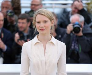 'Alice Through the Looking Glass' releases first teasers