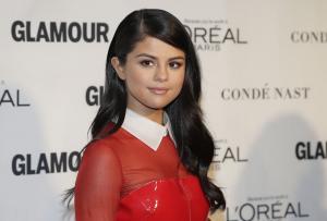 Selena Gomez puts Calabasas home on market for $4.5 million