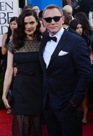 Rachel Weisz works to keep Daniel Craig marriage private