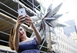 Indian postal customers to put their own selfies on stamps