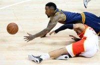 Cleveland Cavaliers guard J.R. Smith accused of choking high school student