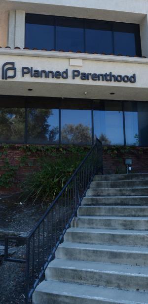 Planned Parenthood, patients file suit against Texas over plan to cut Medicaid funds