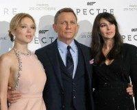 'Spectre' beats 'Harry Potter' in record-breaking U.K. opening