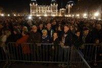 False alarms prompt panic as Paris mourns its dead