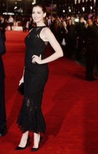 Anne Hathaway is pregnant with her first child