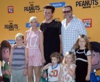 Tori Spelling brings her kids to 'The Peanuts Movie' premiere