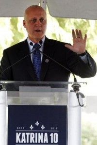 Police search for suspects after 16 injured in New Orleans park shooting