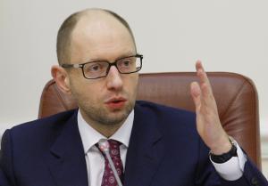 Ukraine bans cargo shipments to Crimea amid power blackout