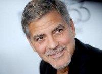 George Clooney grabs breakfast and aids homeless while in Scotland