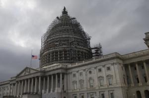 Poll: Most Americans would rather see 'ordinary' people, 'business leaders' in power