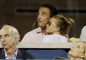 Mary-Kate Olsen marries Olivier Sarkozy in New York City
