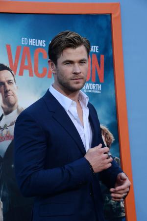 Chris Hemsworth stars in final 'In the Heart of the Sea' trailer