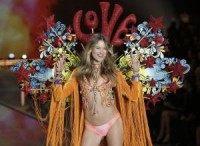 13 best looks from the Victoria's Secret Fashion Show 2015