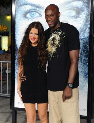 Khloe Kardashian visits Lamar Odom following staph infection