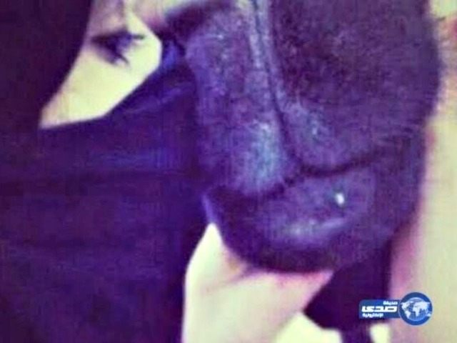 Saudi-woman-divorced-for-kissing-camel Khaama Press