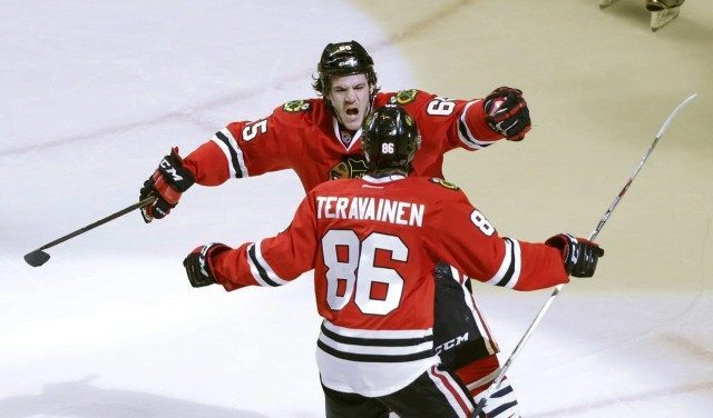 Andrew Shaw, Teuvo Teravainen