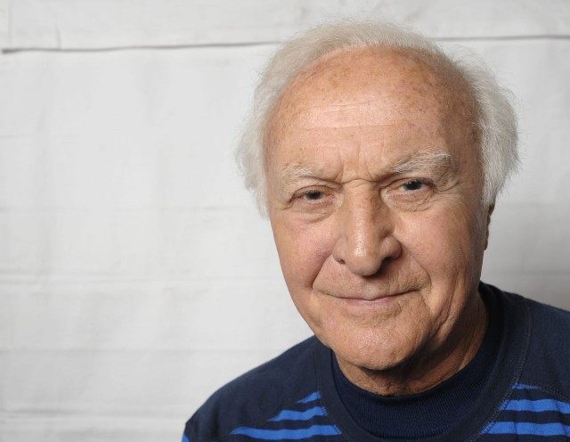 Robert Loggia