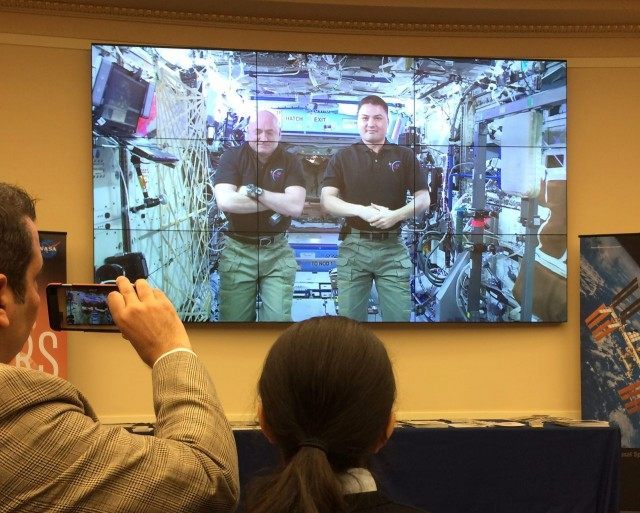 Scott Kelly, Kjell Lindgren