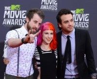 Paramore bassist Jeremy Davis quits band