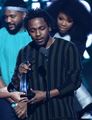 Barack Obama picks Kendrick Lamar tune as his 2015 favorite