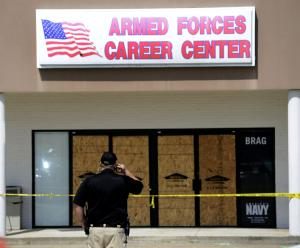 Purple Hearts awarded to victims of Chattanooga 'terror attack'