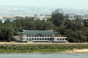 First golf course opens in North Korea