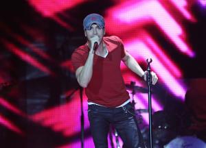 Sri Lankan president upset after risqué Enrique Iglesias concert