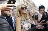 Paris Hilton bares backside for Paper magazine