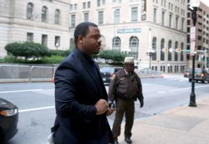 Jurors in Freddie Gray case resume deliberations after deadlock