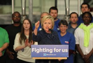 Clinton leads Sanders in Iowa poll