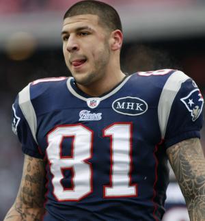 Reports: Aaron Hernandez found with shank in prison cell