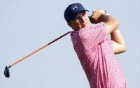 Jordan Spieth aces hole at Hero World Challenge