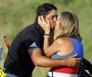 LeBron James gives concussion to Jason Day's wife following fall