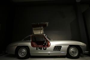 N.Y.C. auction to feature numerous vintage cars; '56 Ferrari could sell for $32M