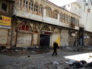 Rebels leave Homs, Syria, under truce with government