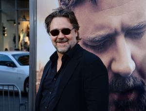 Russell Crowe slams Virgin Airlines for hoverboard ban