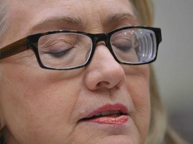 GettyImages-159930678-hillary-glasses-1.