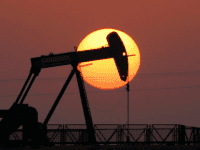 Oil jumpjack (Hasan Jamali / Associated Press)
