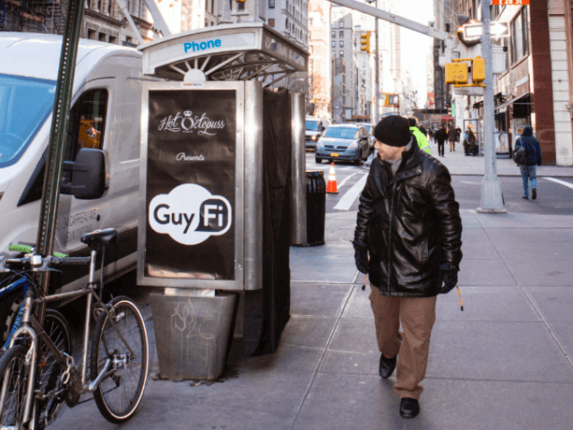 New York Values Guyfi Lets Men Masturbate In Manhattan